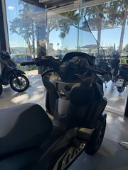 Piaggio MP3 530 2025 Exclusive-thumb-3