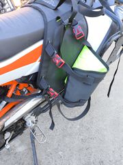 Grt721 Universal βάση της givi για πλαϊνά σαμάρια.