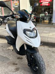 Piaggio Typhoon 2014 50 2T-thumb-9