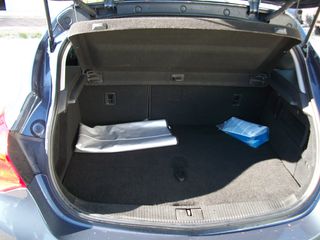 Opel Astra 2010 ASTRA J-thumb-5
