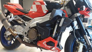 Aprilia Tuono 1000 R 2006 RSV Tuono V2 1000cc-thumb-5