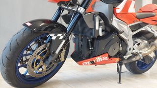 Aprilia Tuono 1000 R 2006 RSV Tuono V2 1000cc-thumb-2