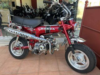 Honda DAX 1977