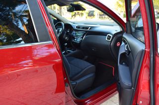 Nissan Qashqai 2014 1200cc 115Hp-thumb-4
