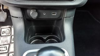 Citroen C3 2017 1.2 PureTech Shine 110hp*Ιμάντας Χρονισμού NEW-thumb-23