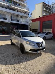 Lancia Ypsilon 2013-thumb-2