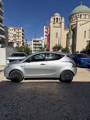 Lancia Ypsilon 2013-thumb-4