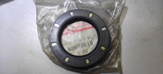 MITSUBISHI	ΜΕΣΑ ΤΣΙΜΟΥΧΑ IMIAΞΩΝΙΟΥ	MB620515	L200,L400,PAJERO,PAEJERO SPORT,TRITON