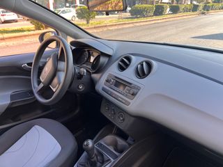 Seat Ibiza 2014-thumb-28