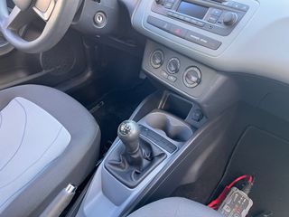 Seat Ibiza 2014-thumb-32