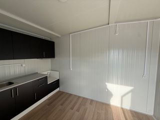 Κοντέινερ 2025 Container ΜΕ ΚΥΡΤΗ ΣΚΕΠΗ 8 χ 3-thumb-6