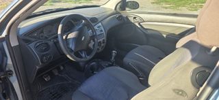Ford Focus 2001-thumb-3