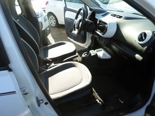 Renault Twingo 2017-thumb-11