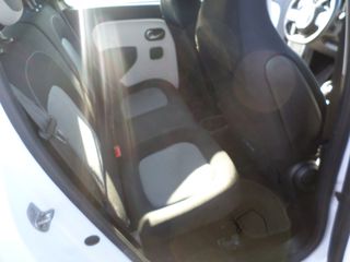 Renault Twingo 2017-thumb-13