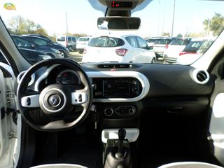 Renault Twingo 2017-thumb-16