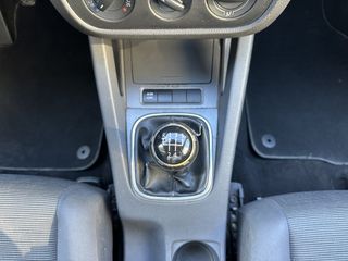 Volkswagen Golf 2007-thumb-11