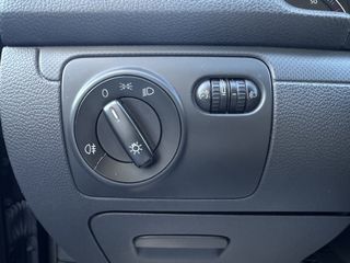 Volkswagen Golf 2007-thumb-14