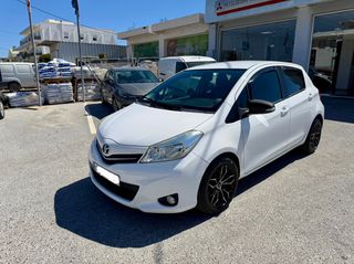 Toyota Yaris 2014-thumb-1