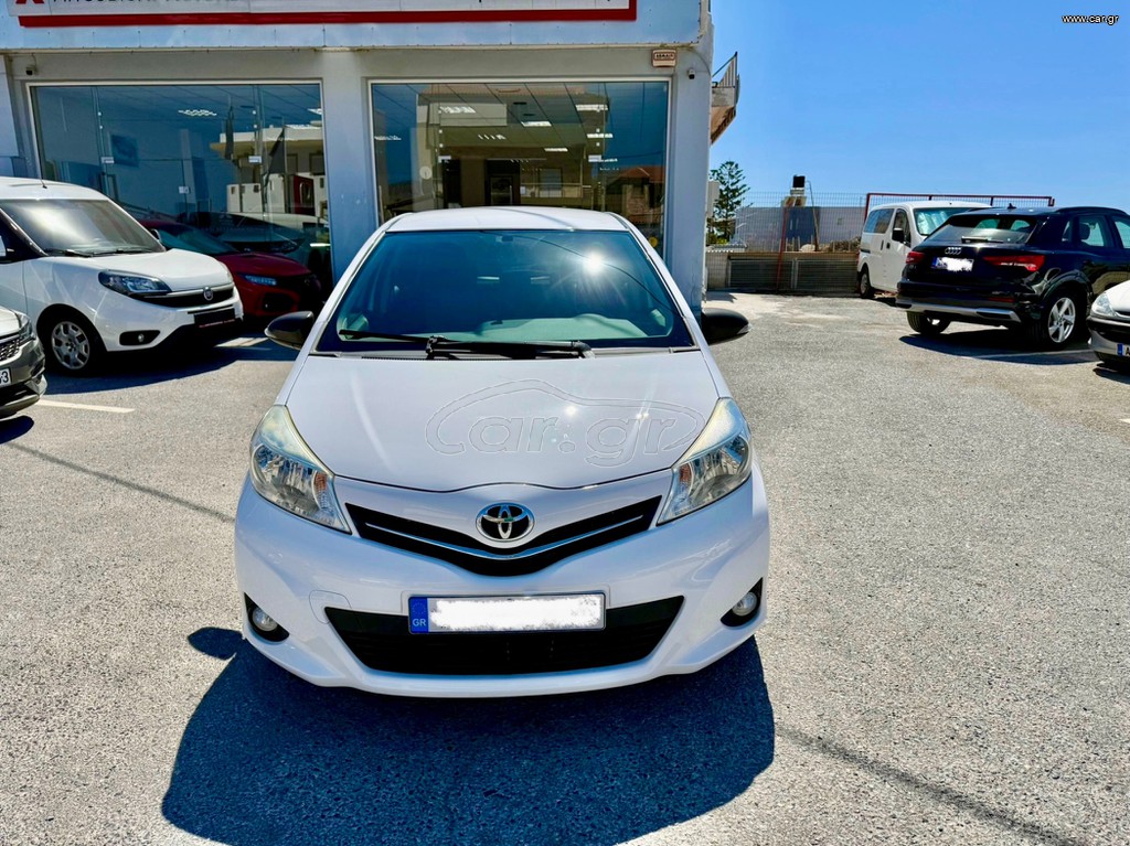 Toyota Yaris 2014