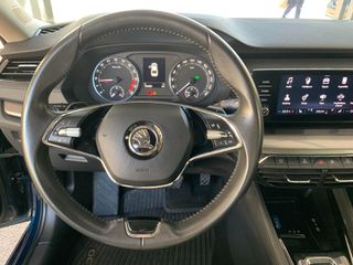 Skoda Octavia 2021-thumb-9