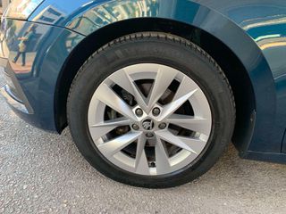 Skoda Octavia 2021-thumb-37