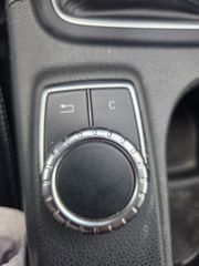 Mercedes-Benz A 180 2014 BlueEfficiency Style-thumb-8