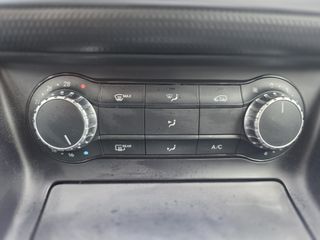 Mercedes-Benz A 180 2014 BlueEfficiency Style-thumb-9