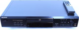 CD PLAYER SONY CDP - XE 520