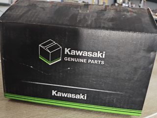 Φανάρι  μπροστινό Kawasaki kaze-r 115 γνήσιο