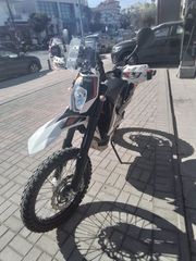KTM 690 Enduro 2016-thumb-2