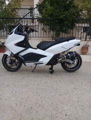 Gilera GP 800 2009-thumb-8