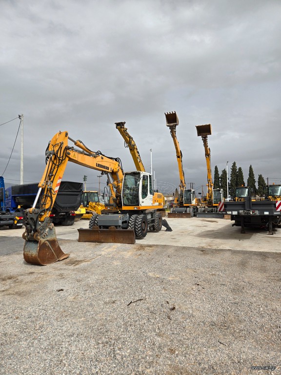 Εκσκαφέας Με Λάστιχα Liebherr 2008 A 904 C