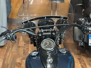 Harley Davidson Softail Cross Bones 2009-thumb-10