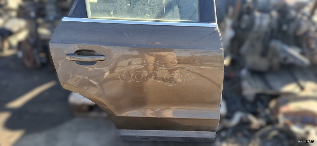 ΠΟΡΤΑ ΠΙΣΩ ΔΕΞΙΑ --- ΚΟΜΠΛΕ --- AUDI Q3  2011 - 2018