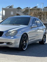 Mercedes-Benz C 200 2003