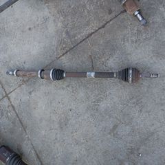Ημιαξόνιο Εμπρός Δεξί για RENAULT CLIO (2013 - 2016) 1200 Petrol (D4F740) 16V 75hp Flex Italy | Kiparissis - The King Of Parts