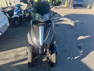 Piaggio 2013-thumb-3