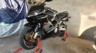 Honda CBR 600 2001 Cbr 600 f4i-thumb-8