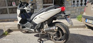 Gilera GP 800 2009