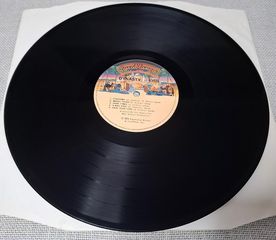Kiss – Dynasty LP-thumb-3