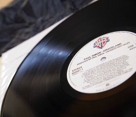 PAUL SIMON-GRACELAND-thumb-6