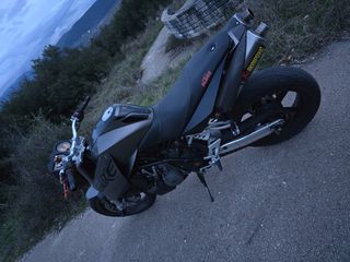 KTM 990 Super Duke 2006-thumb-2