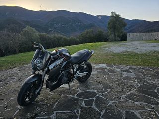 KTM 990 Super Duke 2006-thumb-4