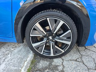 Peugeot 208 2020 GT LINE-thumb-8