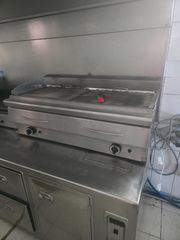 Πλήρης εξοπλισμός για εστιατόριο, πιτσαρία και ψησταριά