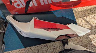 Aprilia rsv 1000 factory 2008