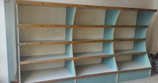 ΡΑΦΙ ΓΙΑ ΠΑΝΤΟΠΩΛΕΙΟ-ΜΑΝΑΒΙΚΗΣ