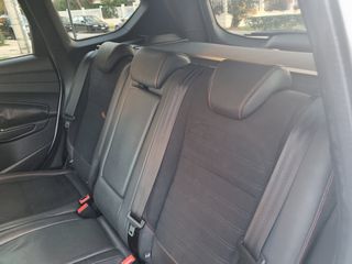Ford Kuga 2018 4Χ4 full extract άριστη κατάσταση-thumb-6
