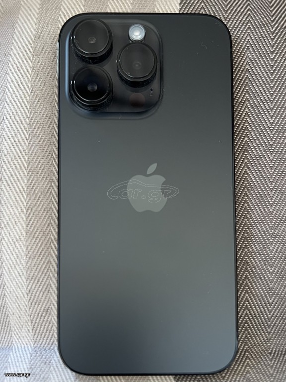 iPhone 14 Pro silver