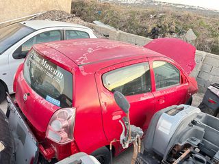 Nissan Pixo 2012 1000CC-thumb-2
